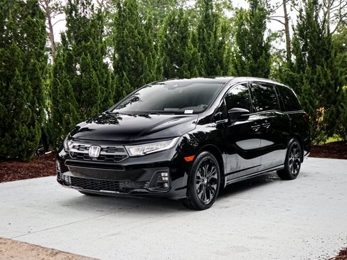 Used 2026 Honda Odyssey Sport-L image 5