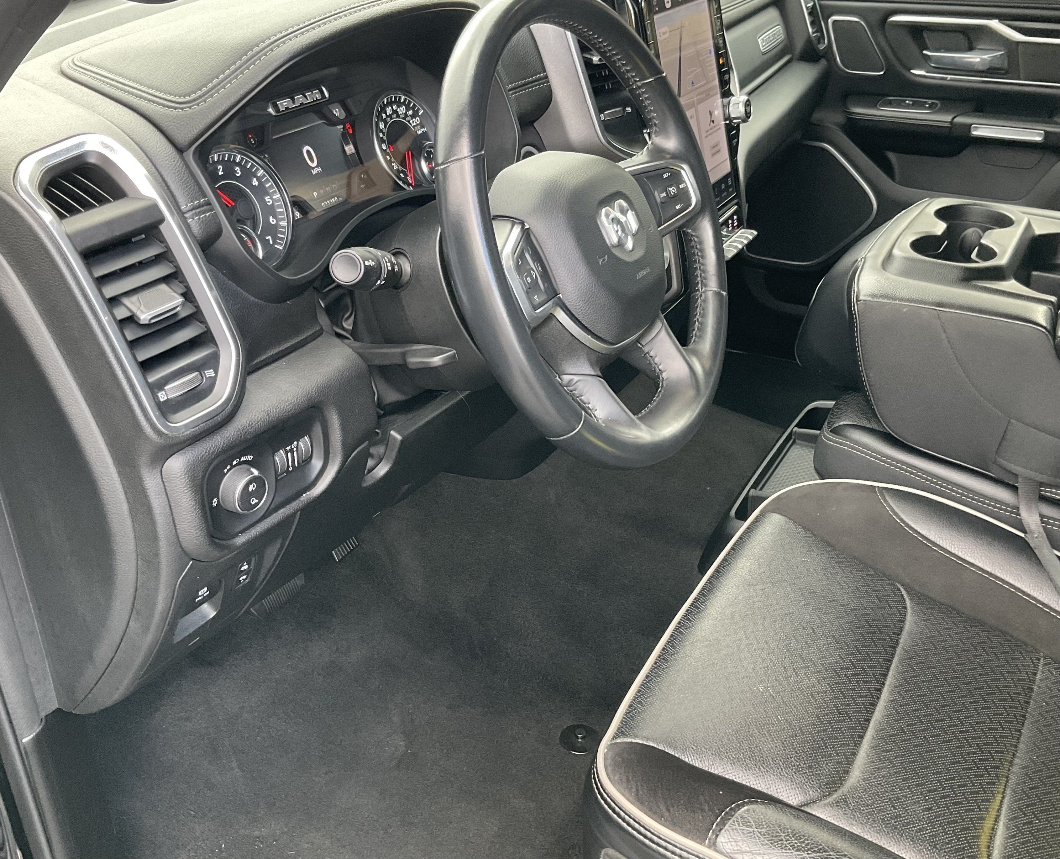 Used 2023 RAM 1500 Laramie AWD/4WD image 20