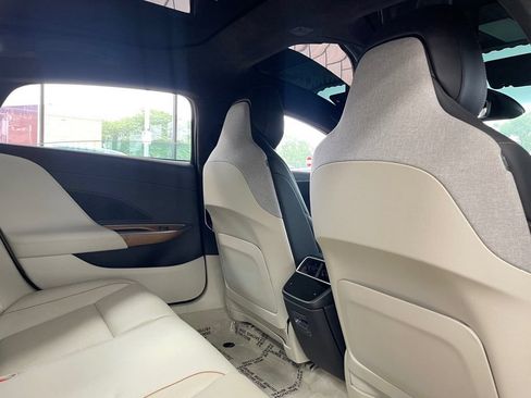 Used 2023 Lucid Air Touring AWD/4WD image 24