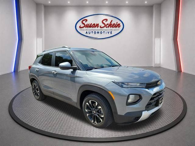 Used 2021 Chevrolet TrailBlazer LT FWD image 3