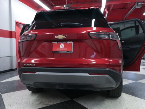 Used 2026 Chevrolet Equinox LT w/ Convenience Package II FWD image 33