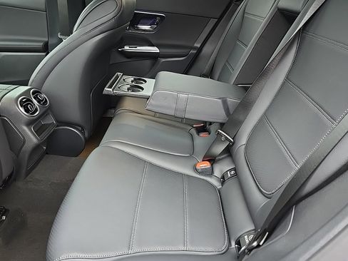 New 2026 Mercedes-Benz GLC 300 4MATIC image 24