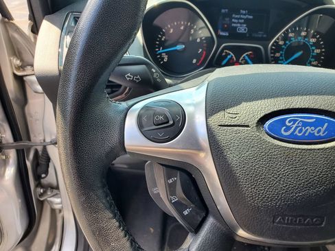 Used 2014 Ford Escape Titanium FWD image 28