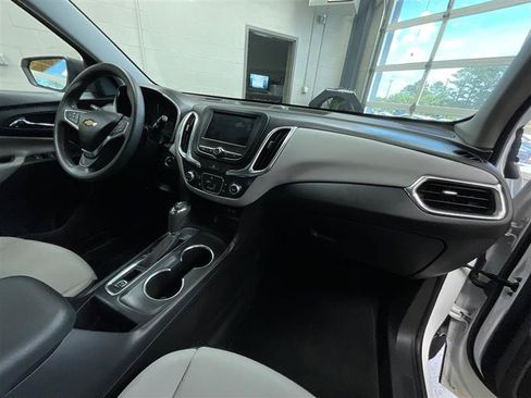 Used 2021 Chevrolet Equinox LS w/ LPO, Cargo Package FWD image 32