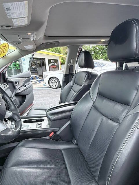 Used 2018 Nissan Murano Platinum w/ Cargo Package FWD image 10