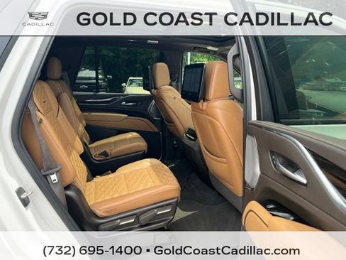 Used 2021 Cadillac Escalade Sport w/ Driver Assist Tech Package AWD/4WD image 8
