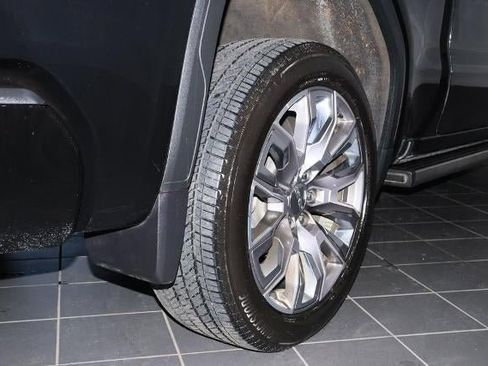 Certified 2024 GMC Sierra 1500 Denali image 13