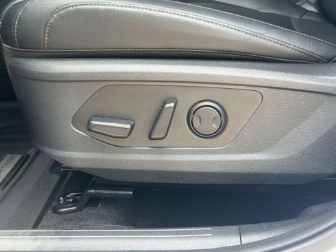 Used 2026 Kia Sportage EX w/ EX Panorama Roof Package FWD image 14