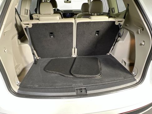 Used 2023 Volkswagen Atlas SE image 24