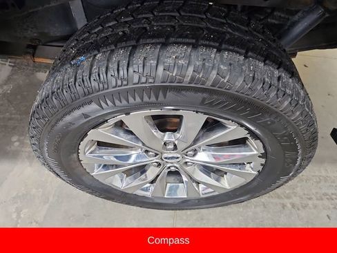 Used 2018 Ford F150 Lariat w/ Equipment Group 502A Luxury image 14