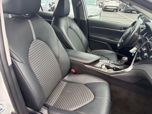Certified 2024 Toyota Camry SE FWD image 10