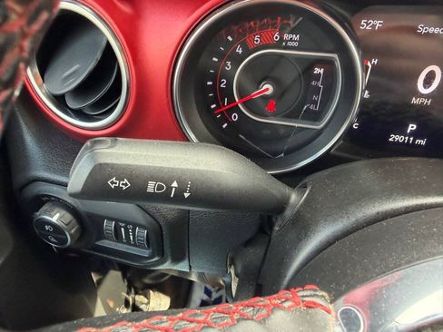 Used 2021 Jeep Gladiator Rubicon w/ Dual Top Group AWD/4WD image 24