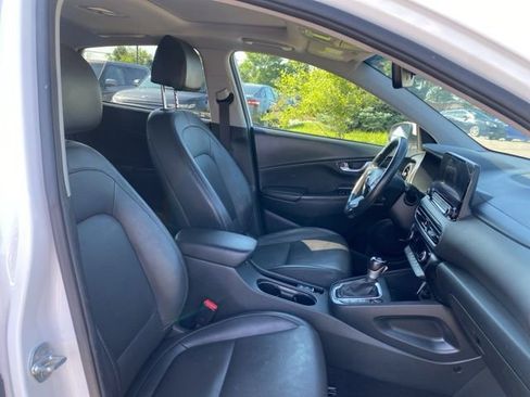 Used 2022 Hyundai Kona Limited image 28