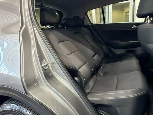 Used 2019 Kia Sportage LX FWD image 29