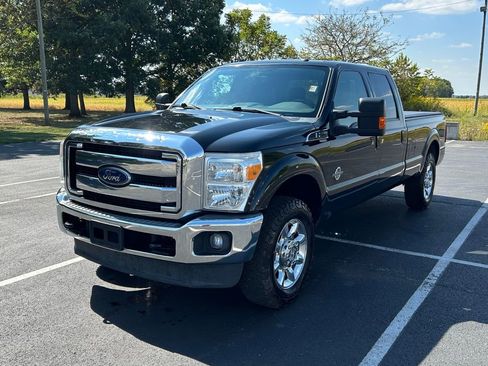 Used 2014 Ford F250 Lariat w/ Lariat Ultimate Package image 3