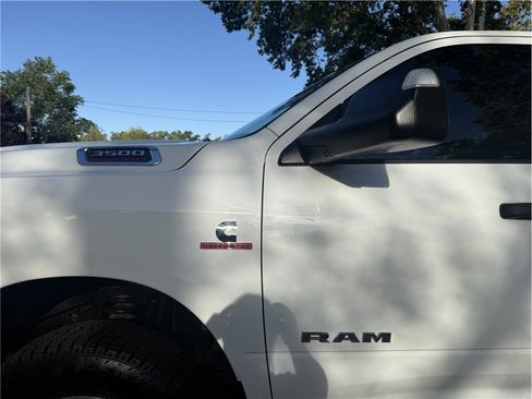 Used 2022 RAM 3500 Tradesman AWD/4WD image 10