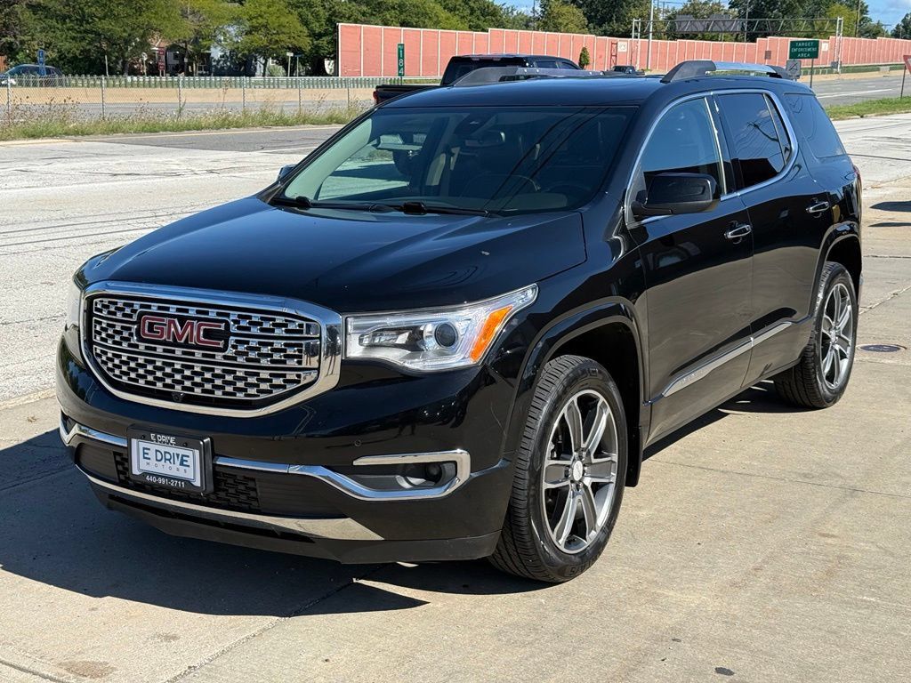 Used 2019 GMC Acadia Denali w/ Technology Package AWD/4WD image 1