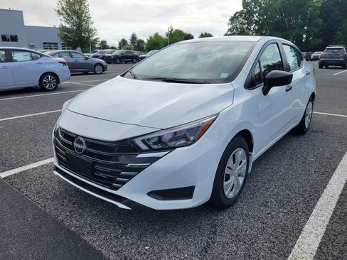 New 2025 Nissan Versa S w/ Trunk Package image 8