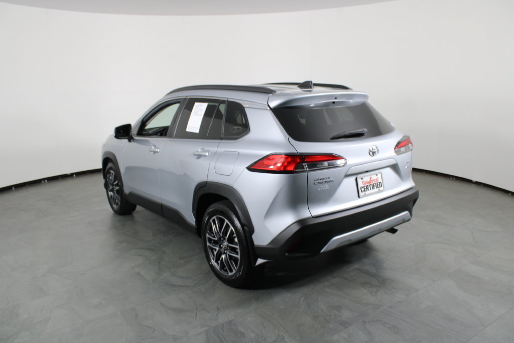 Used 2026 Toyota Corolla Cross XLE AWD/4WD image 15