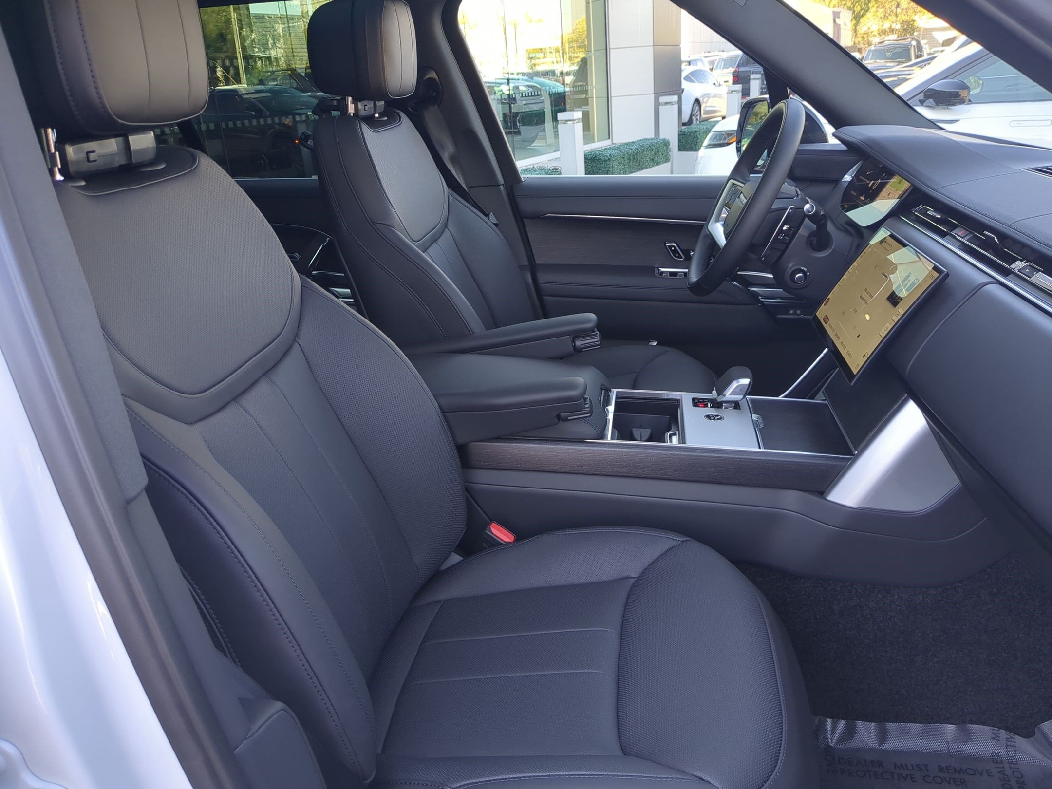 New 2026 Land Rover Range Rover SE AWD/4WD image 31