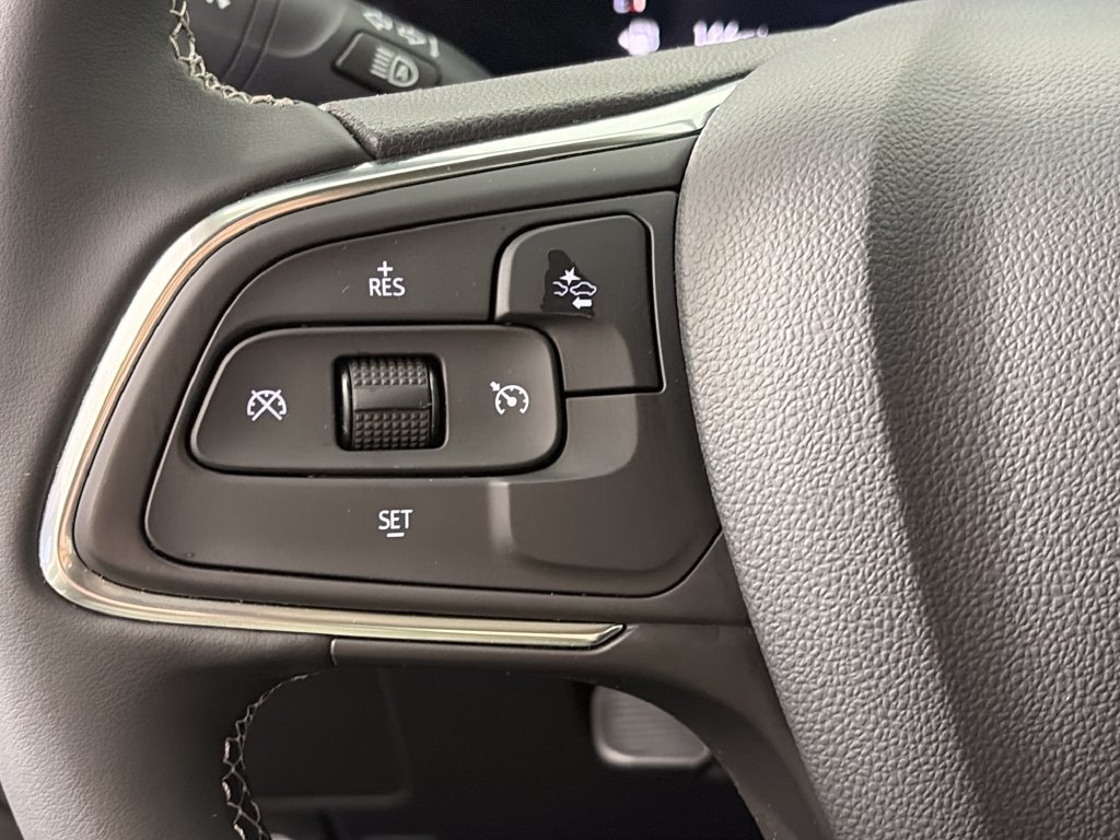 Used 2025 Buick Encore GX Preferred w/ Advanced Technology Package FWD image 17