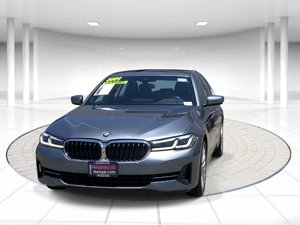 Used 2021 BMW 530i xDrive w/ Premium Package AWD/4WD image 6