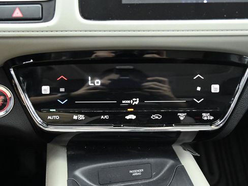 Used 2022 Honda HR-V EX-L image 26