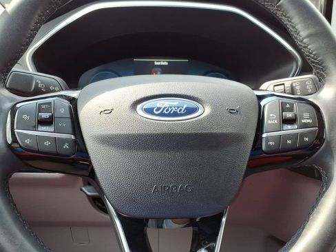 Used 2023 Ford Escape Platinum AWD/4WD image 20