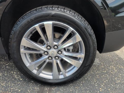 Used 2023 Cadillac XT5 Premium Luxury w/ Technology Package AWD/4WD image 13