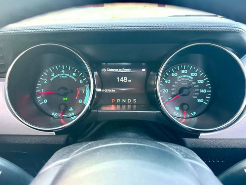 Used 2017 Ford Mustang Premium image 40