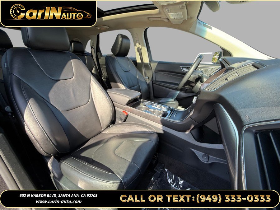 Used 2020 Ford Edge Titanium FWD image 14