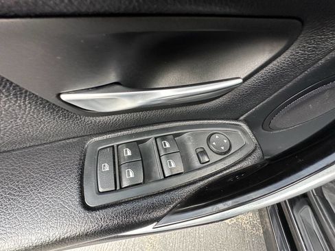 Used 2015 BMW 320i Sedan image 21