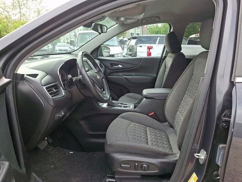 Used 2022 Chevrolet Equinox LT AWD/4WD image 13
