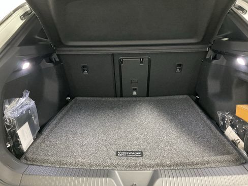 New 2025 Volkswagen ID.4 Pro S image 16