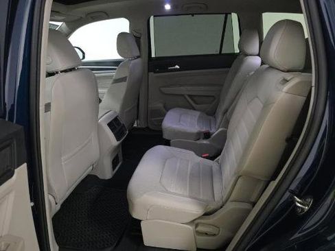 Used 2023 Volkswagen Atlas SEL Premium AWD/4WD image 8