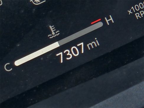 Used 2024 Toyota Tacoma TRD Sport image 13