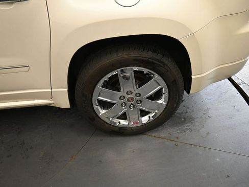 Used 2014 GMC Acadia Denali AWD/4WD image 21