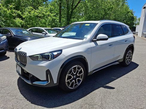 Used 2025 BMW X1 xDrive28i w/ Technology Package AWD/4WD image 3