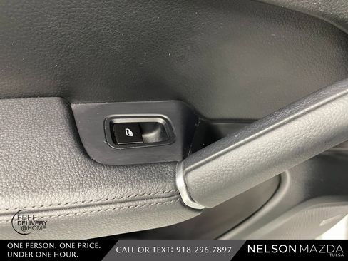 Used 2020 Porsche Cayenne S image 39