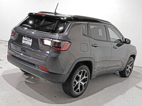 Used 2024 Jeep Compass Limited AWD/4WD image 6