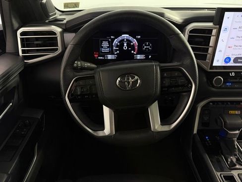 Used 2024 Toyota Tundra Platinum AWD/4WD image 21