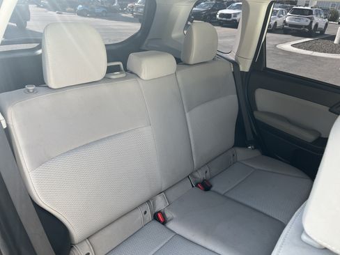 Used 2016 Subaru Forester 2.5i w/ Alloy Wheel Package AWD/4WD image 20