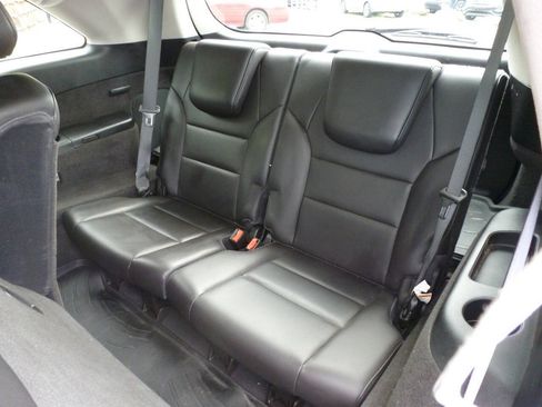 Used 2011 Acura MDX w/ Technology & Entertainment AWD/4WD image 27