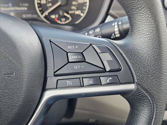 Used 2025 Nissan Altima 2.5 SV FWD image 11