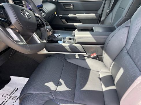 New 2026 Toyota Tundra Platinum AWD/4WD image 8