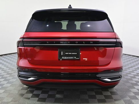 New 2026 Lincoln Nautilus Reserve image 5