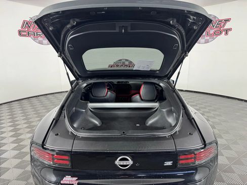 Used 2023 Nissan Z w/ Floor Mat Package (L93) RWD image 25