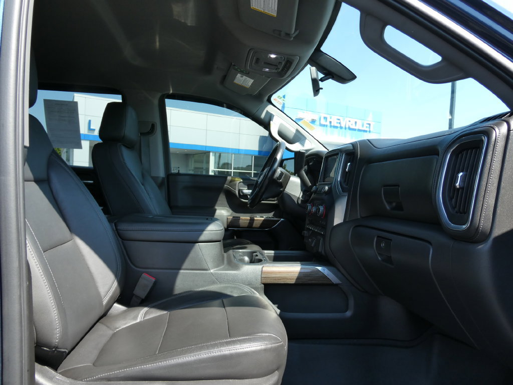 Used 2020 Chevrolet Silverado 1500 LT Trail Boss AWD/4WD image 13