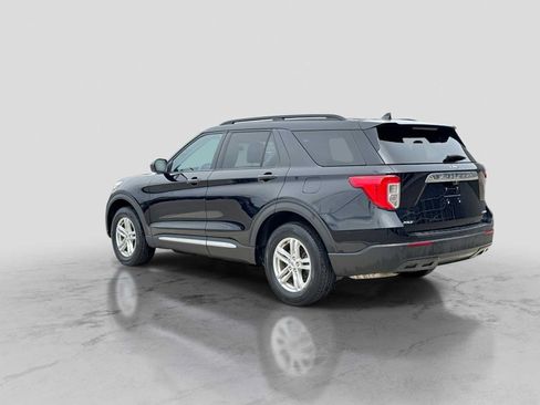 Certified 2023 Ford Explorer XLT AWD/4WD image 4