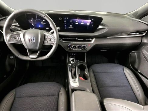 Certified 2026 Buick Envista Sport Touring w/ Convenience I Package FWD image 7